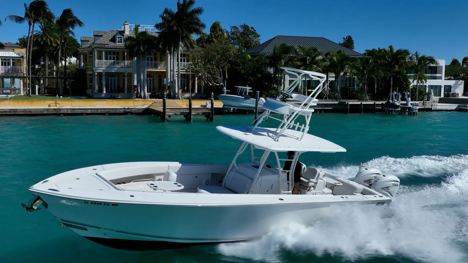 2019 Jupiter 38 HFS running in Coral Gables